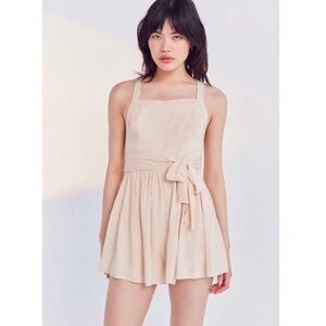 URBAN OUTFITTERS ROMPER